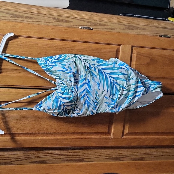 TIME AND TRU WOMENS ONE PIECE SWIM SUIT SIZE XL (16-18) - Picture 1 of 4